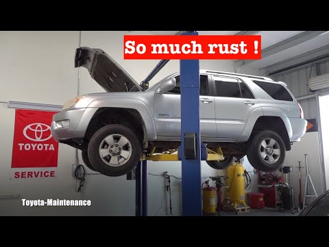 Опрятный на первый взгляд внедорожник Toyota 4Runner оказался совсем ржавым внутри (видео)