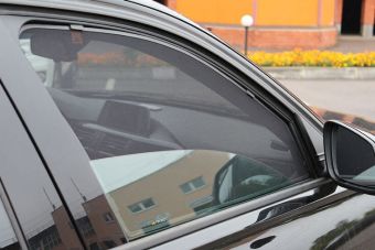 ГИБДД: ужесточение ответственности за шторки на окнах автомобилей — это фейк