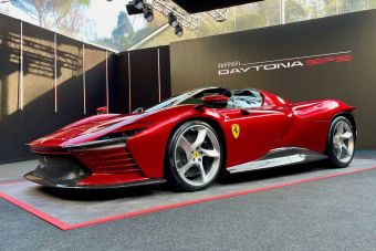 В гамме Ferrari вновь появилась модель с именем Daytona