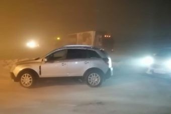 В Башкирии на трассе из-за снега застряли 33 автомобиля (ВИДЕО)