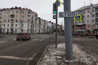В Москве, Санкт-Петербурге и Екатеринбурге хотят изменить правила поворота направо