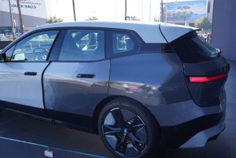 ВИДЕО: BMW с изменяющимся цветом кузова