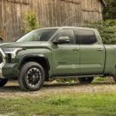 Две первые Toyota Tundra нового поколения продали за $1,2 млн