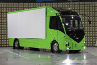 В Беларуси представили электрический грузовик с эффектным дизайном